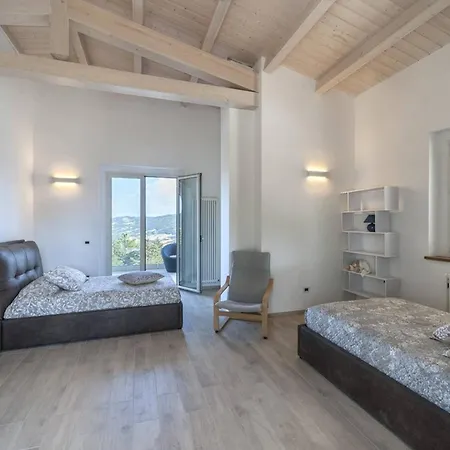 Montefalcone 8 By Marche Villa