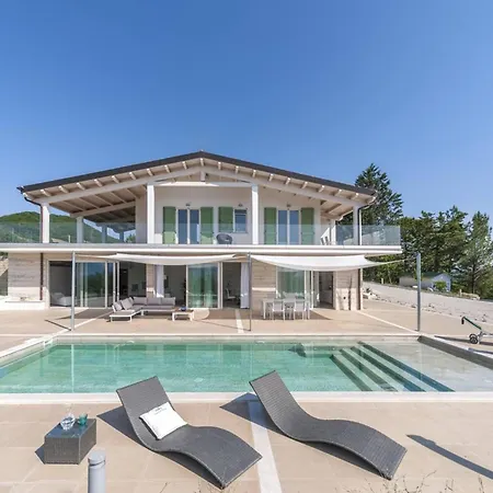 Villa Montefalcone 8 By Marche Acqualagna