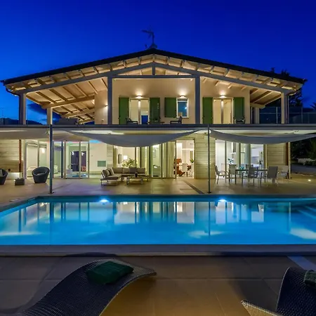 Montefalcone 8 By Marche * Acqualagna