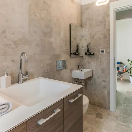 Villa Montefalcone 8 By Marche